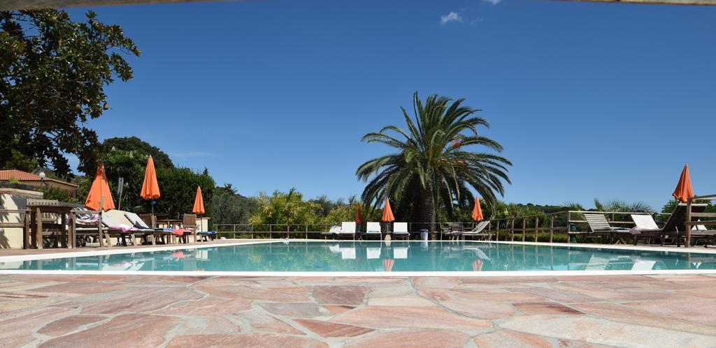 Residence Della Luna Porto Azzurro Exterior photo